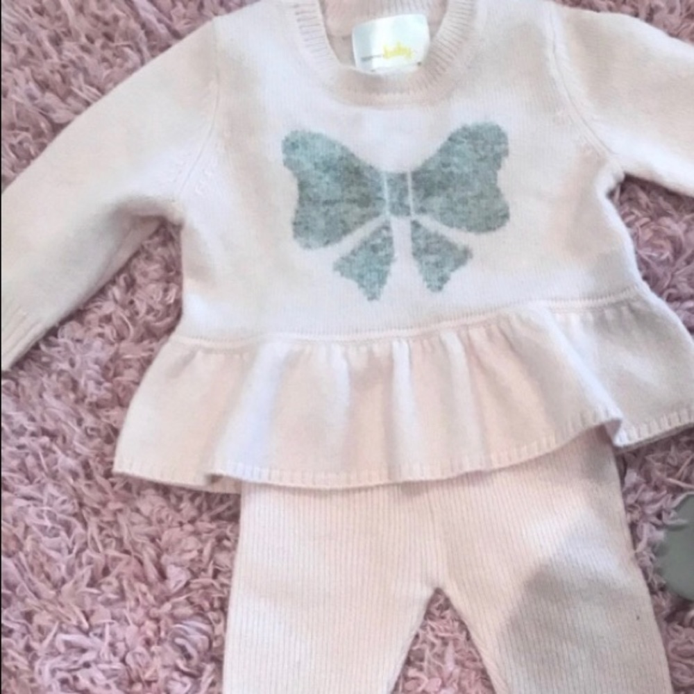 100 % Cashmere baby outfit